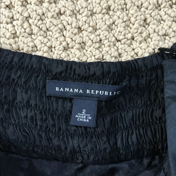 🌹SOLD🌹Banana Republic Strapless Top - Picture 3 of 3